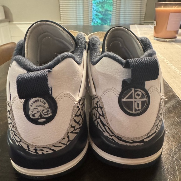 Boys Jordan Spike Lee shoes - Picture 3 of 7